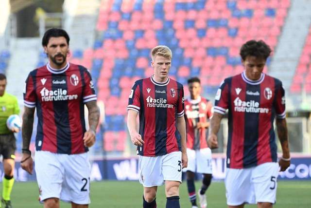 官方：国米与28岁邓弗里斯续约至2028年6月